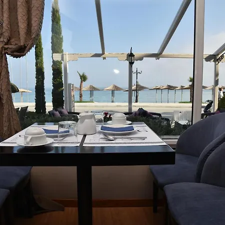Dionisos 4*